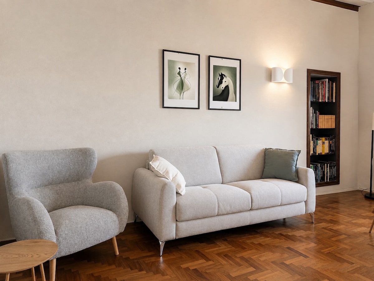 Tower View Executive Suite — interior 4