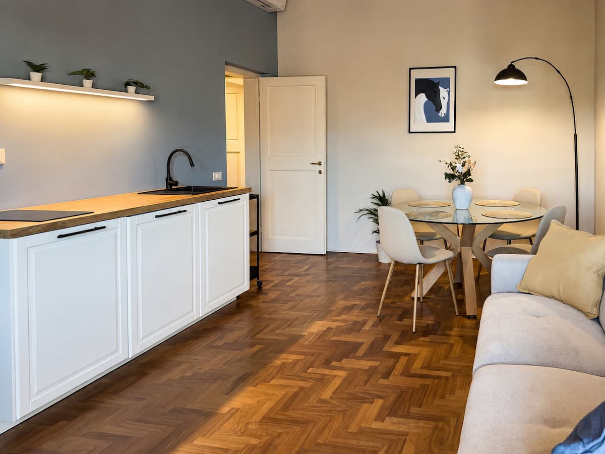 Granduca Tower Suite — interior 3