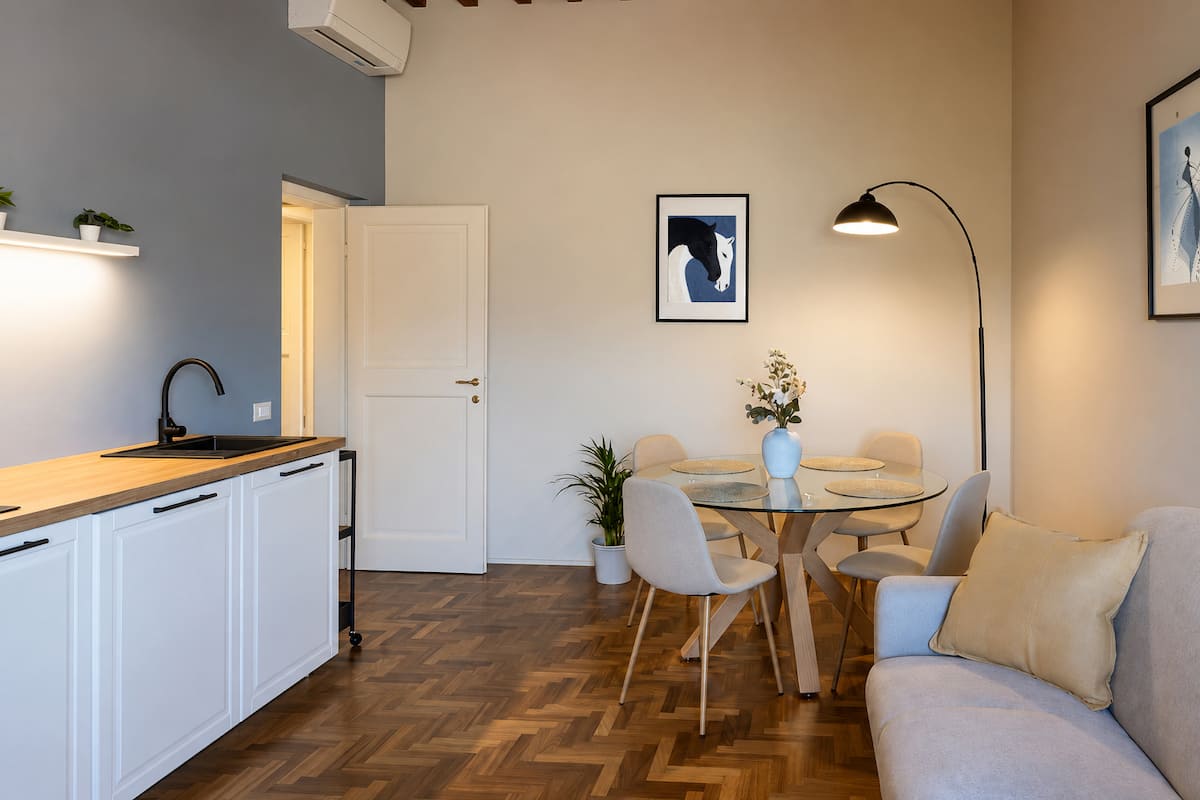Granduca Tower Suite — interior 15