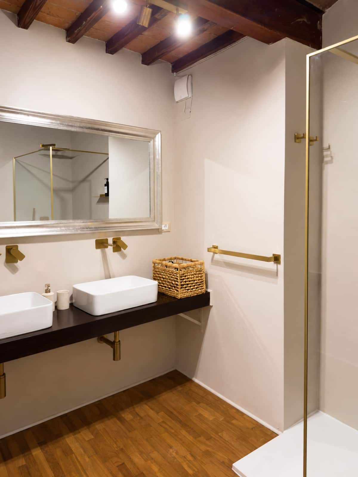 Granduca Tower Suite — interior 41