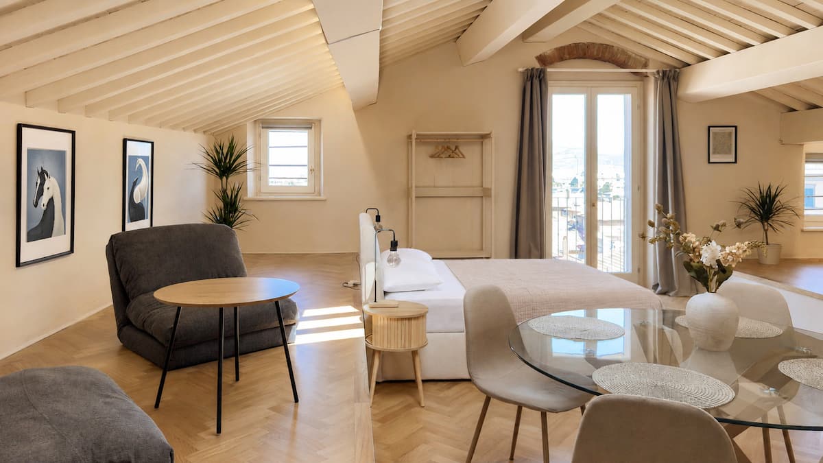 Tower View Sky Penthouse — interior 4